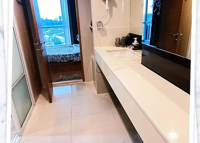 Apartment 辉煌象神庙主路地铁旁 全配套设施高端公寓 网红打卡地 *